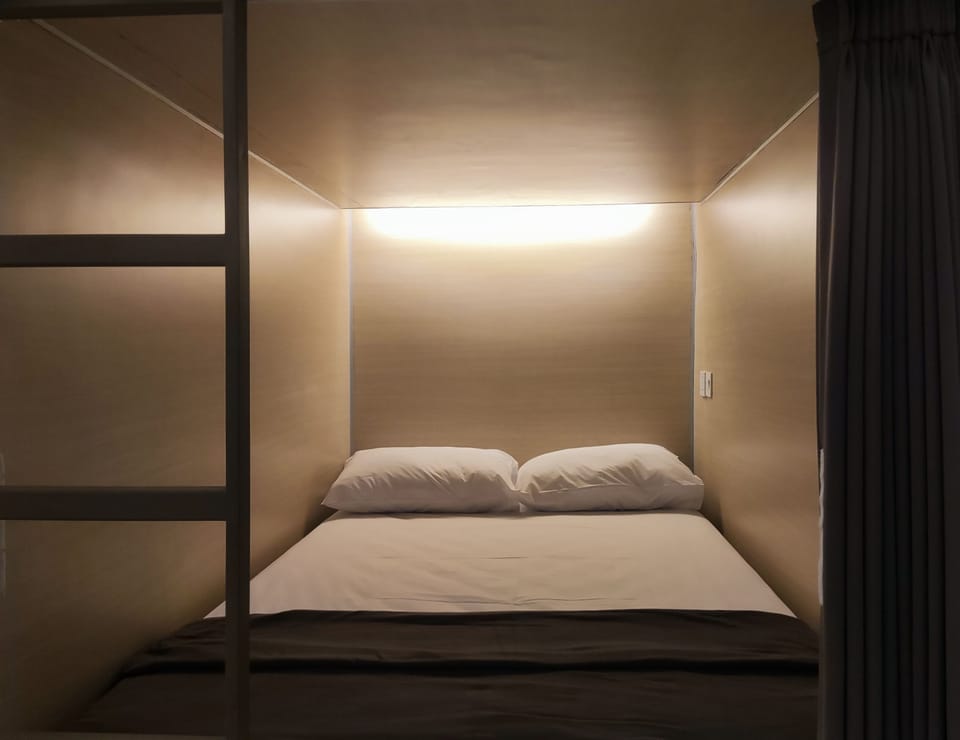 Double Room, Mixed Dorm | Individually decorated, individually furnished, laptop workspace
