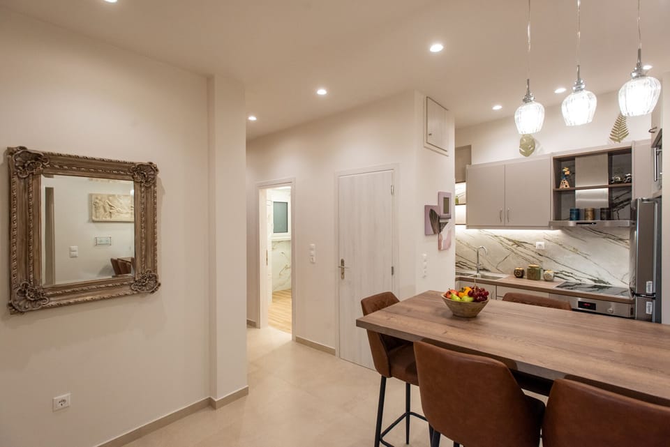 Luxury Apartment | Private kitchen | Full-size fridge, microwave, oven, stovetop