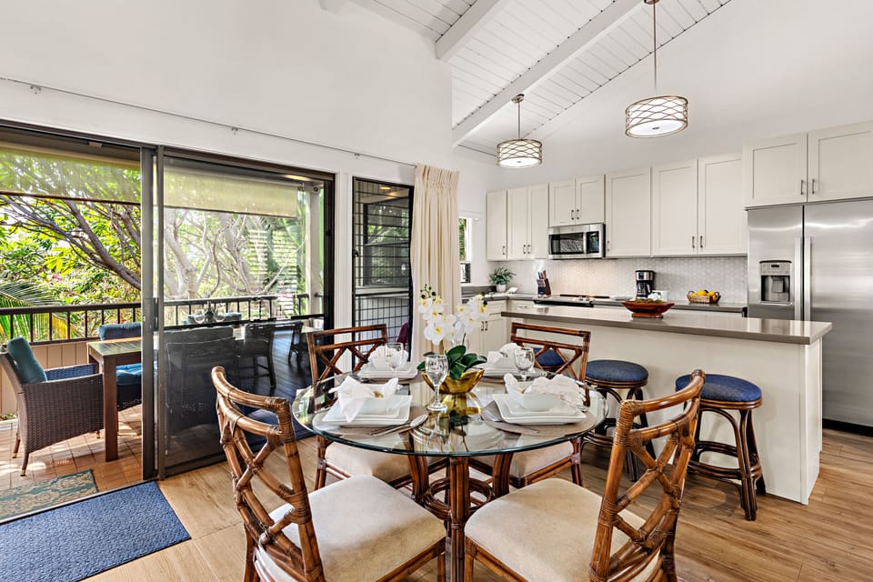 Light-colored wood accents dining set