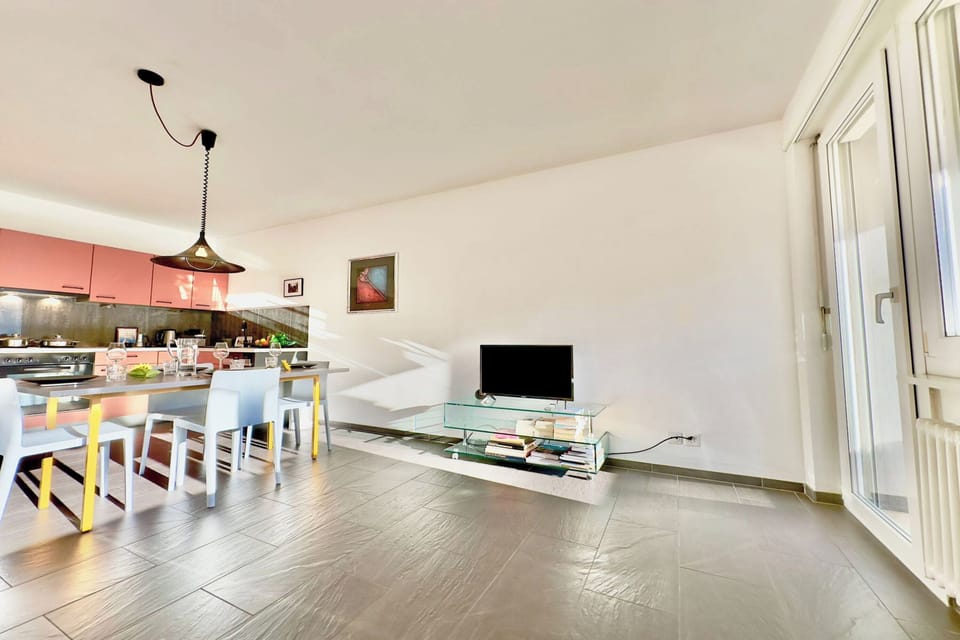 Family Apartment, 1 Bedroom, Terrace (Malibu46 - Minusio) | Dining