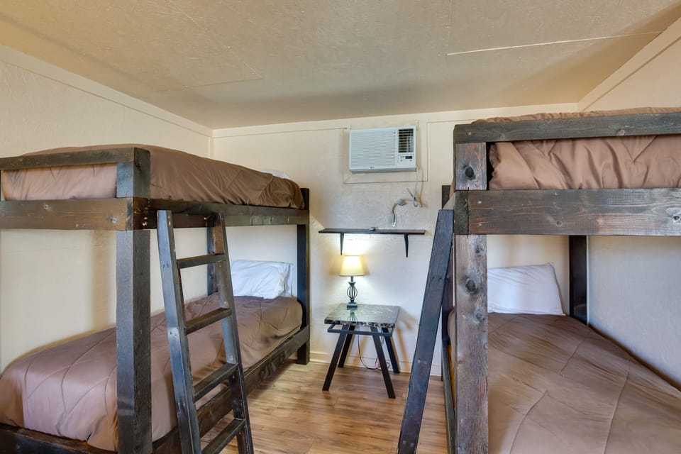 On-site Boat Ramp: Pet-friendly Kerens Studio! Apartment in Texas