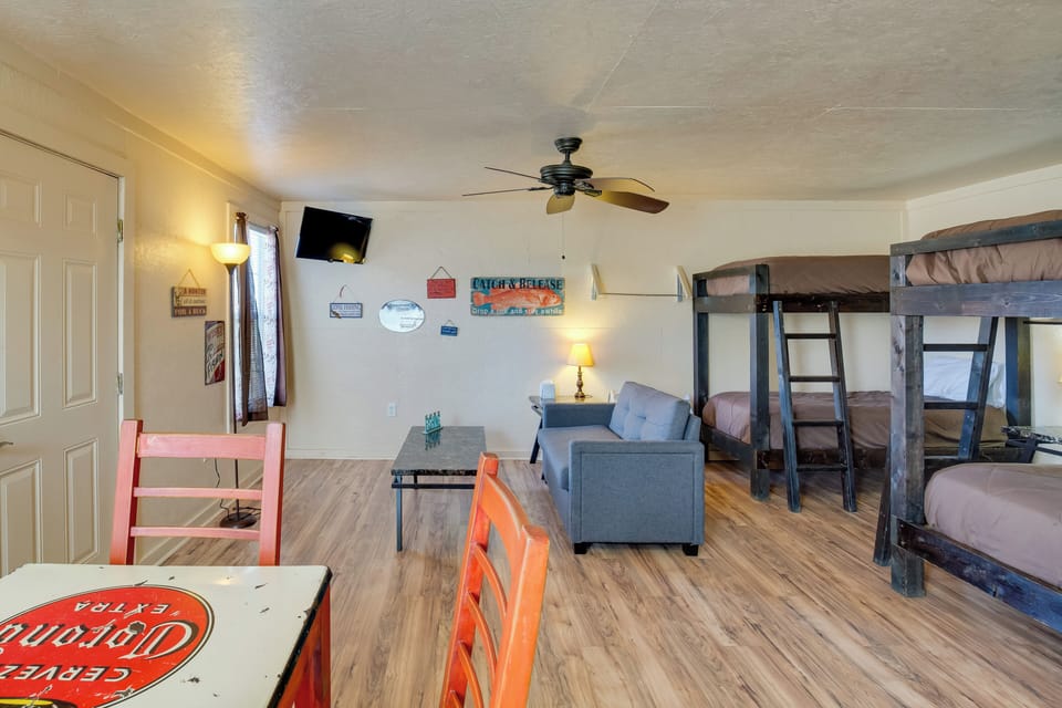 On-site Boat Ramp: Pet-friendly Kerens Studio! Apartment in Texas
