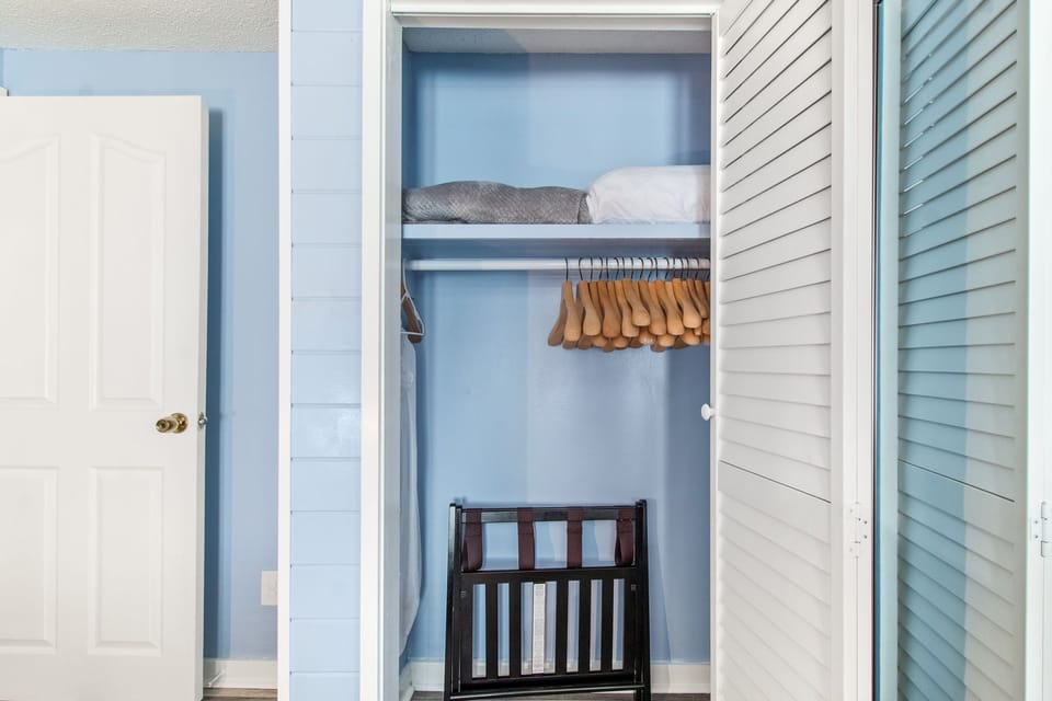 58-web-or-mls-24 S Leonardi Street-58