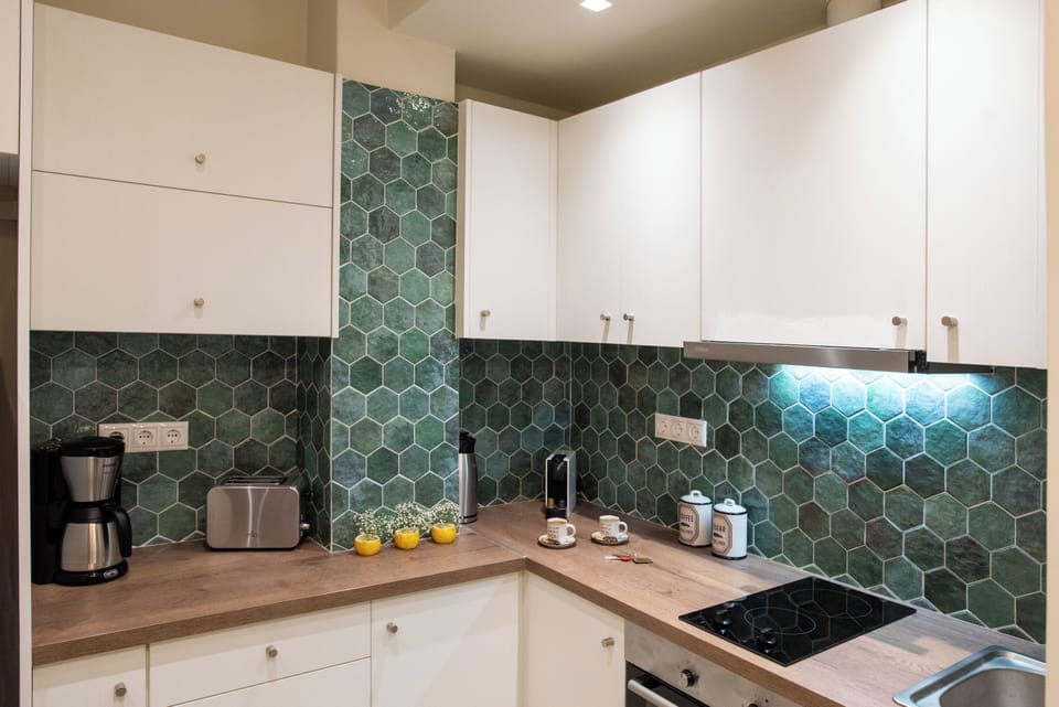 Blue Ark Romantic Studio Under Acropolis | Private kitchen | Full-size fridge, microwave, oven, electric kettle