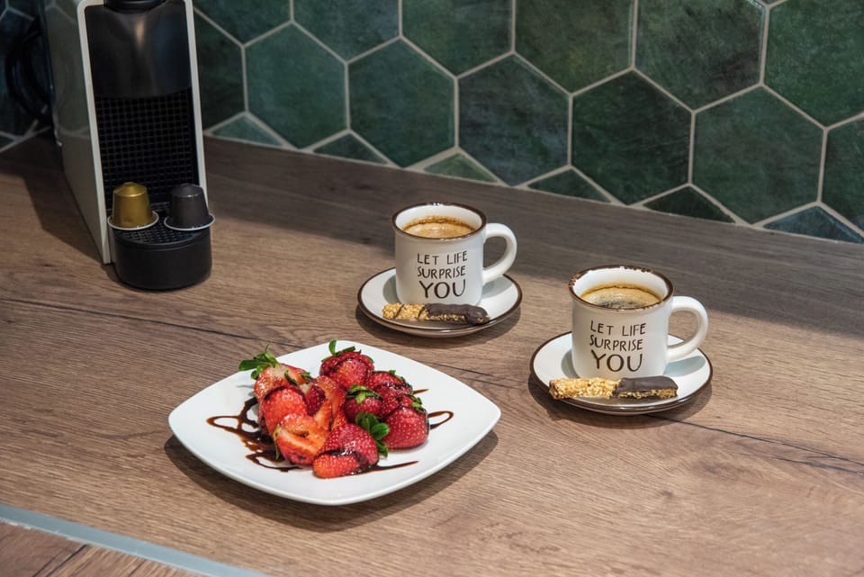 Blue Ark Romantic Studio Under Acropolis | Private kitchen | Full-size fridge, microwave, oven, electric kettle