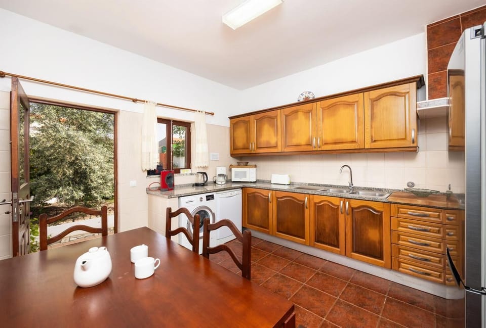 Equipped kitchen