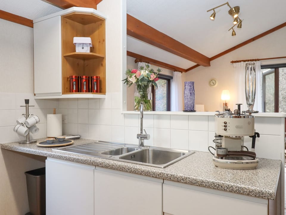 Fridge, dishwasher, electric kettle, toaster