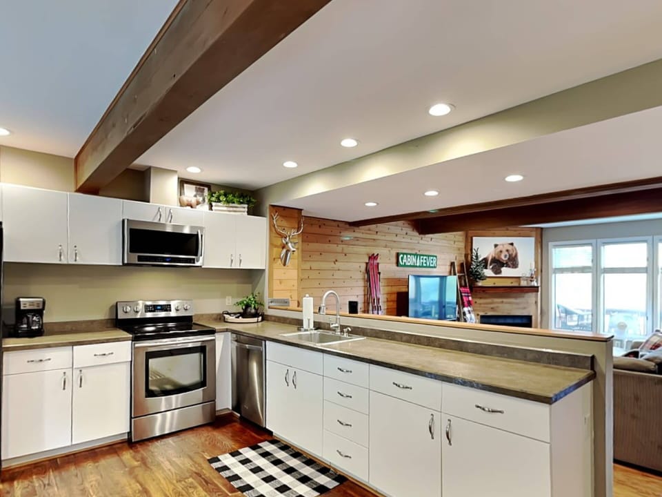 Studio (2 Bedrooms) | Property amenity