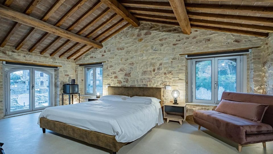 Deluxe Double Room | WiFi (free), bed sheets
