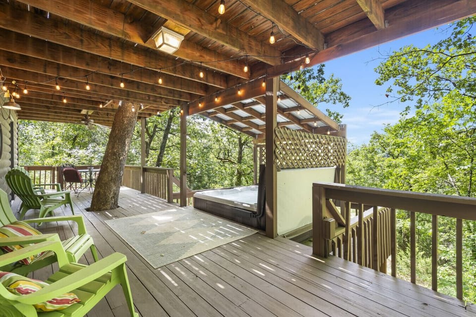 Lower Level Deck