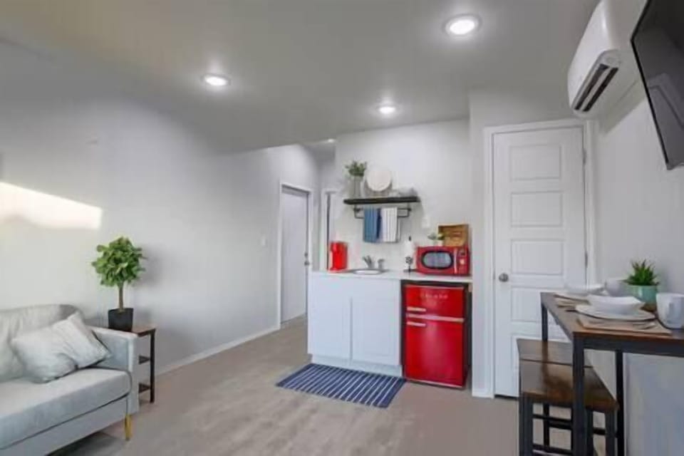 31dbf543 eb34 46dd 8778 4e7d20c714e8