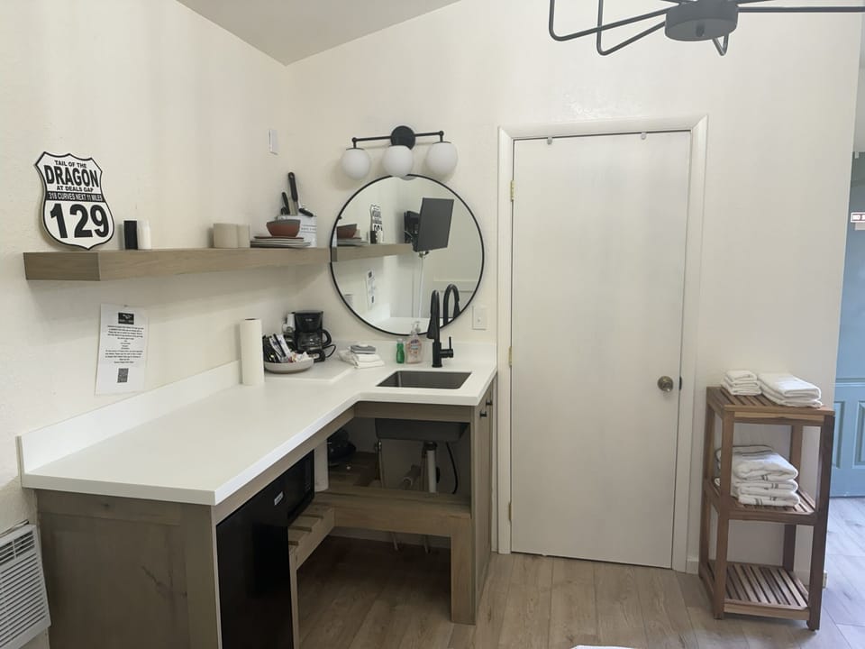 Convenience - Smart TV, Kitchenette, mini fridge, microwave