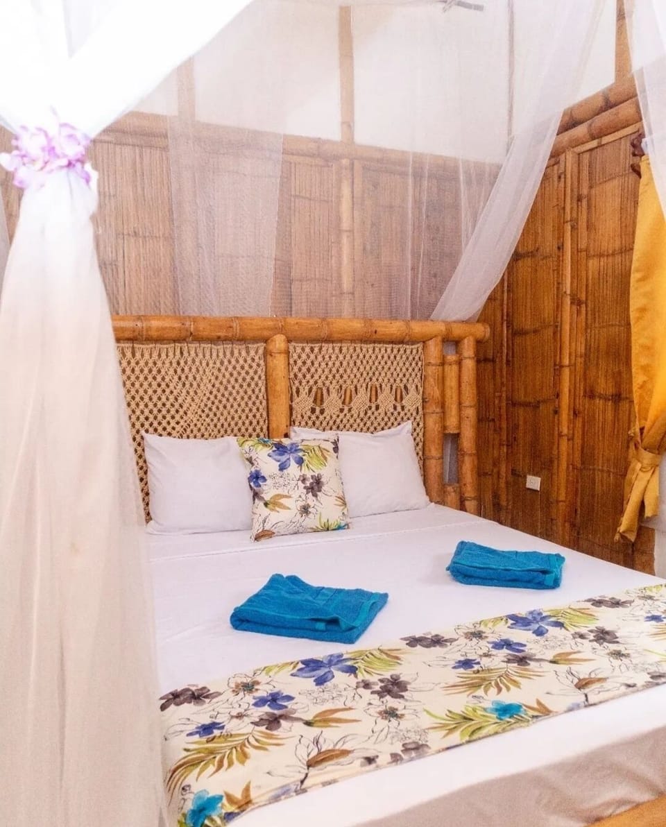 Standard Double Room | Iron/ironing board (on request), WiFi (free)