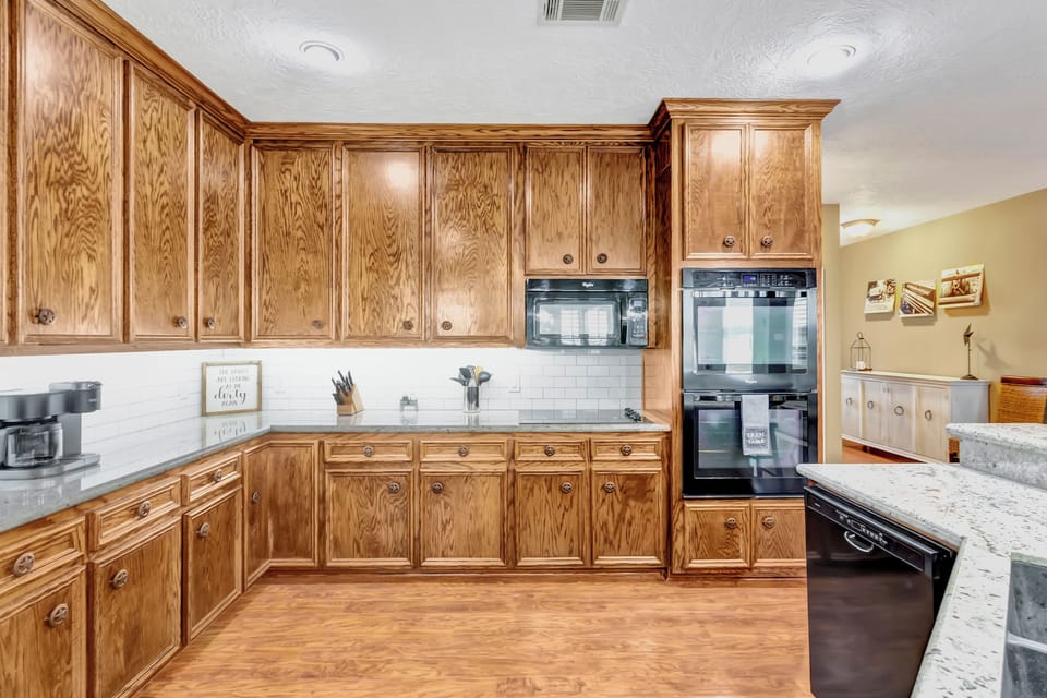Double Ovens for Effortless Cooking