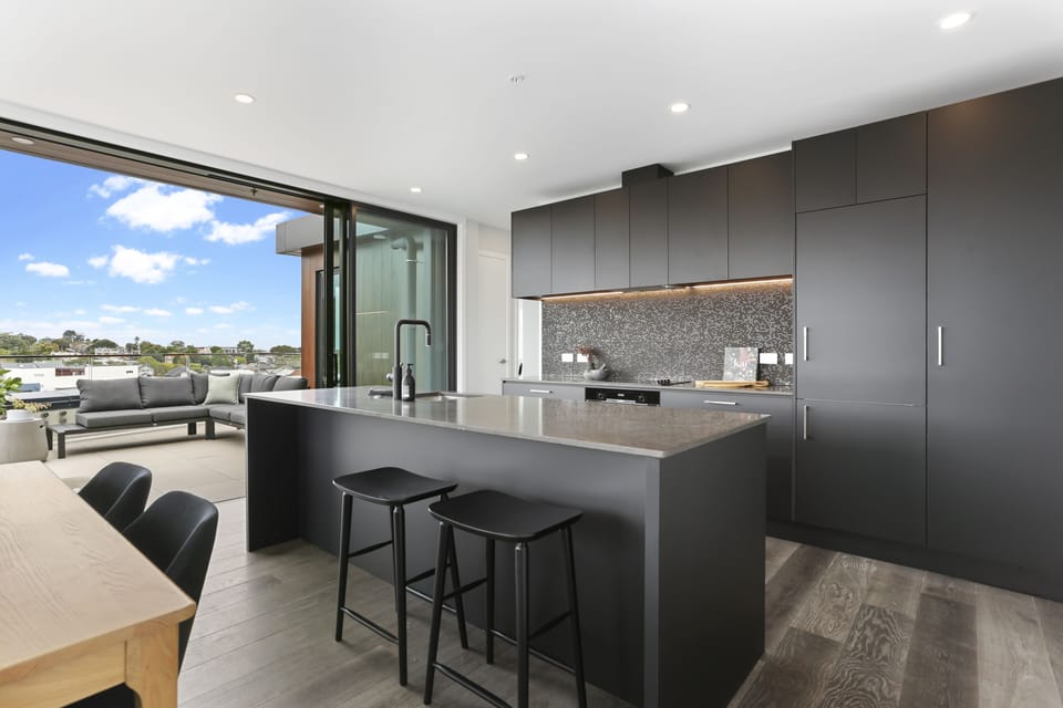 Premium Penthouse | Shared kitchen | Highchair