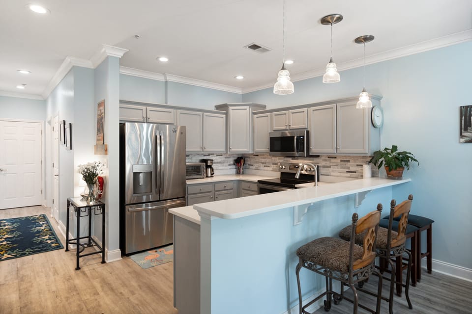 Fully Stocked Kitchen with Counter Seating