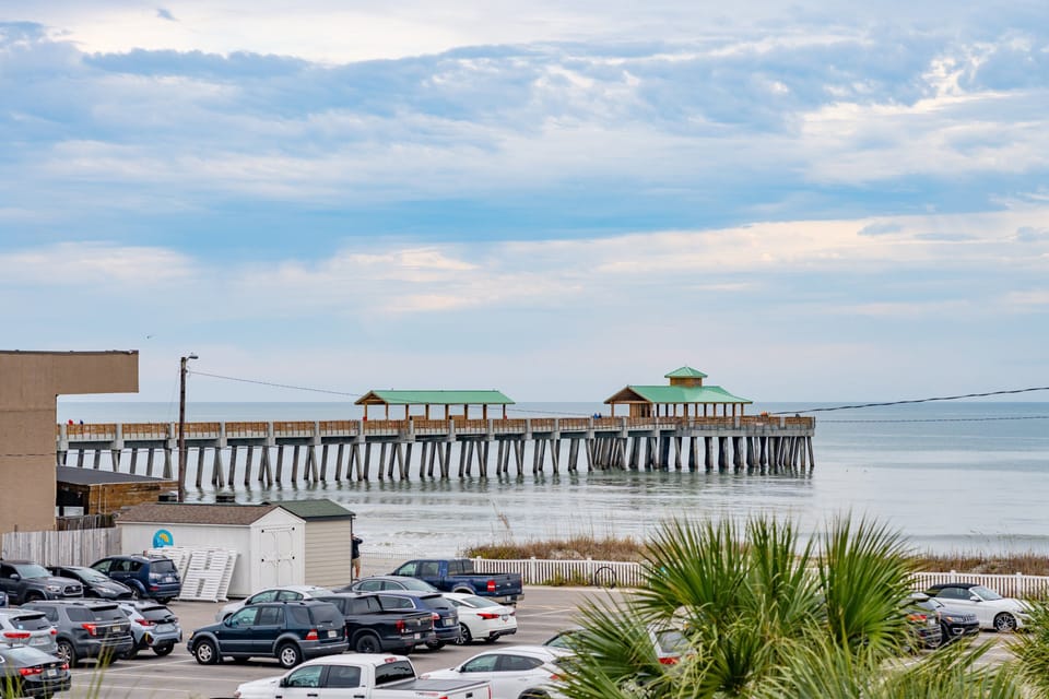 Ocean & Pier Views