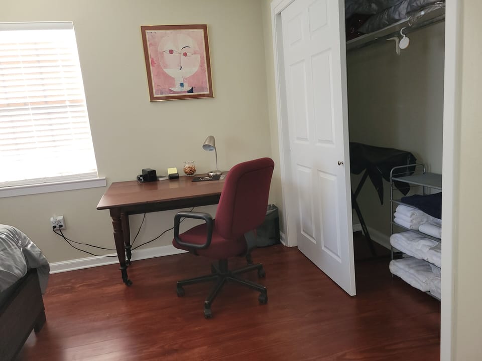 Dedicated work space w/basic office supplies & USB keyboard