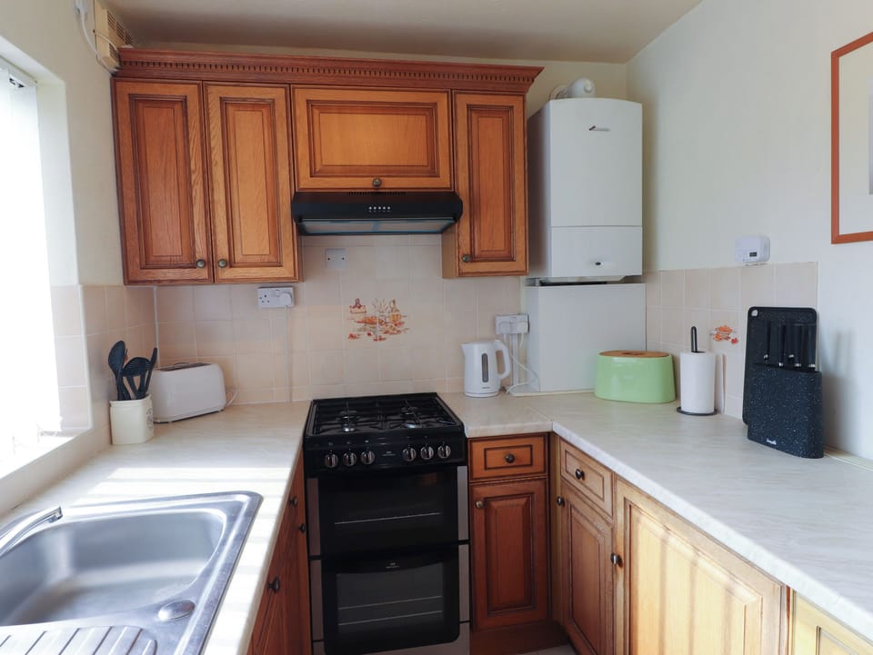 Fridge, dishwasher, electric kettle, toaster