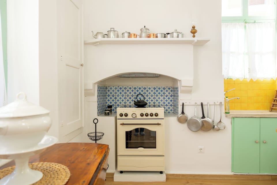 Apartment | Private kitchen | Espresso maker, coffee/tea maker, fridge, microwave