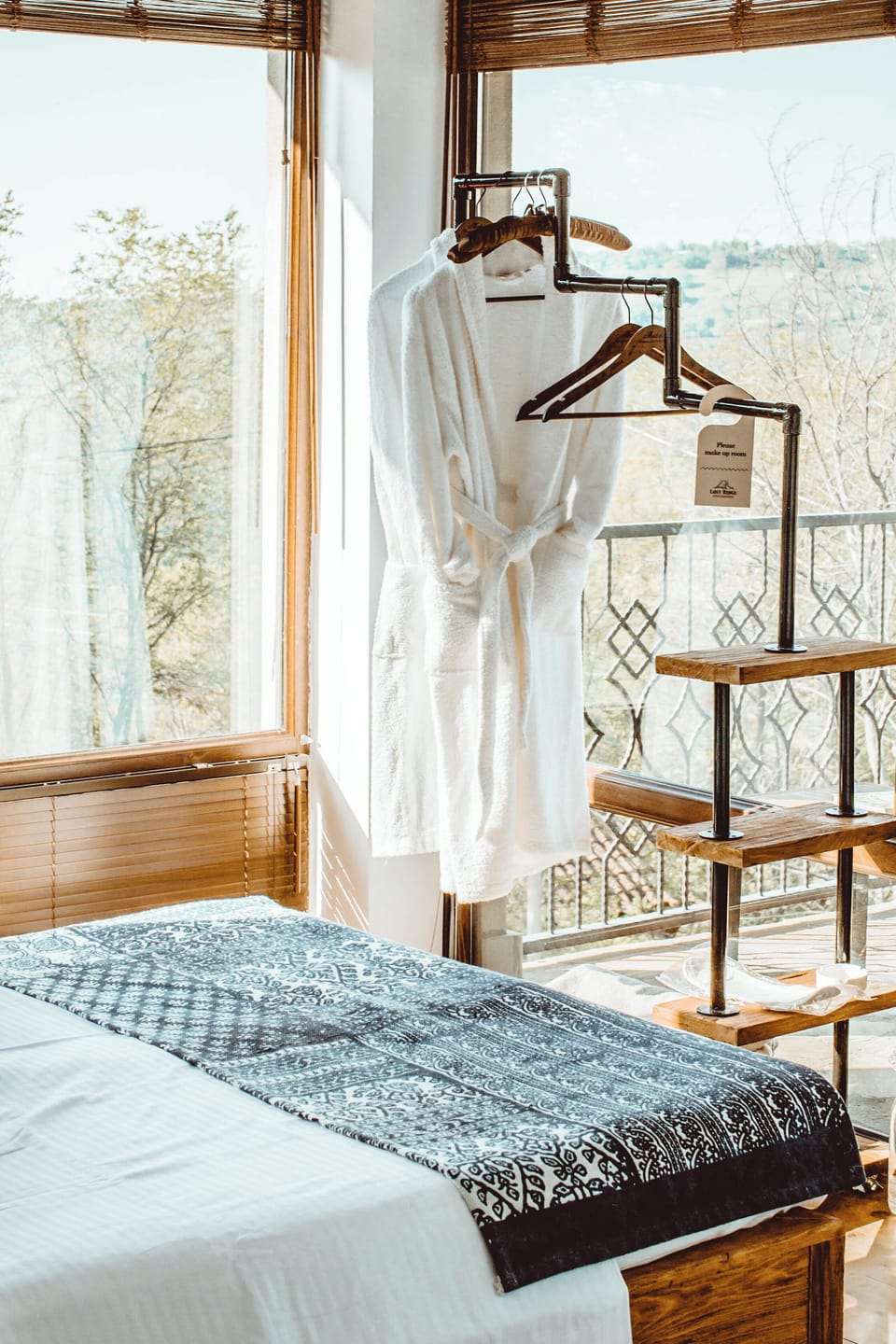 Classic Double Room, Hill View | Individually decorated, individually furnished, free WiFi, bed sheets