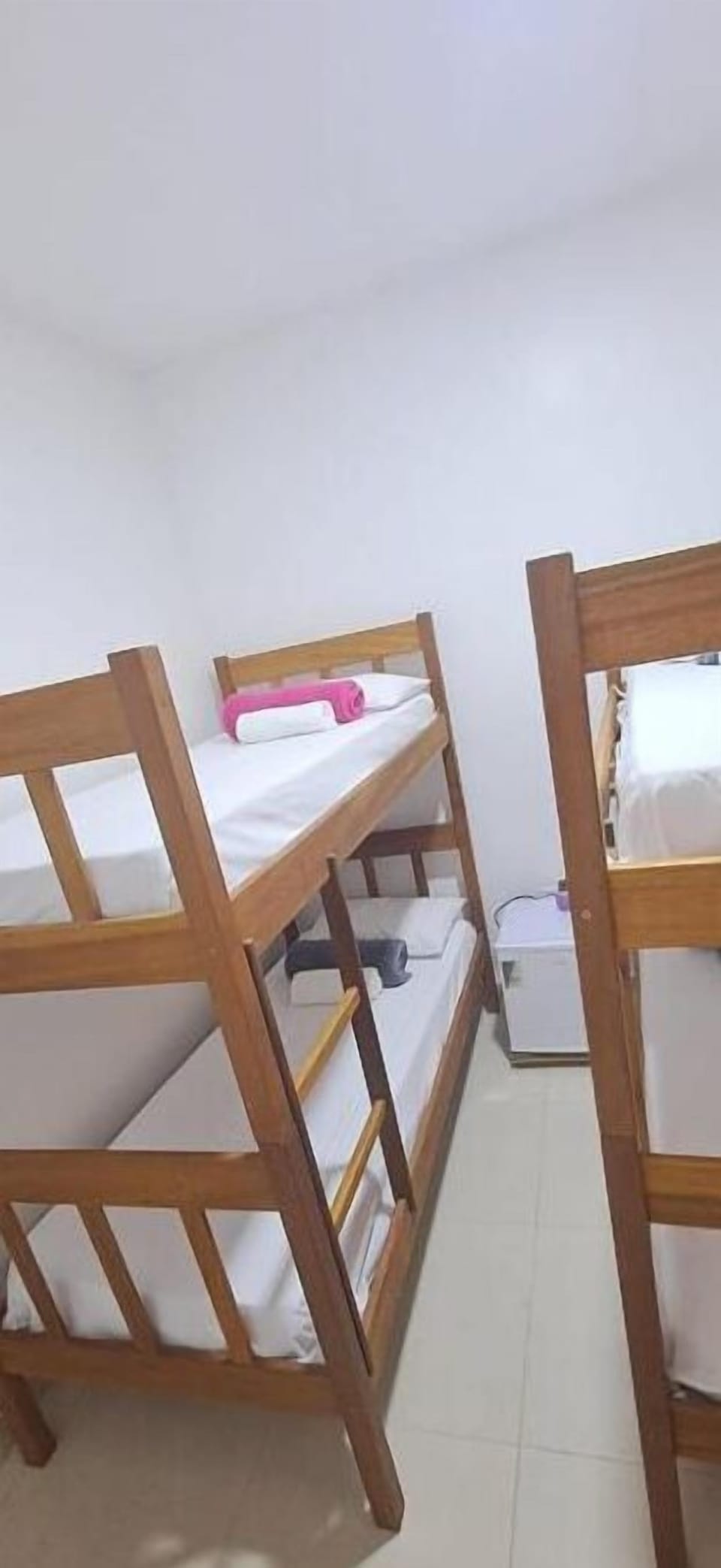 Room | Free WiFi
