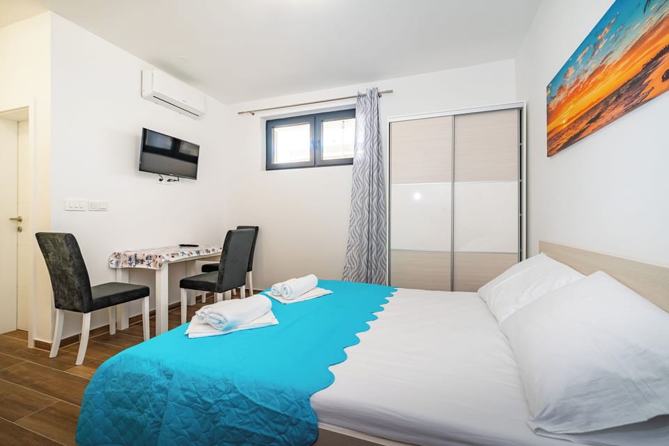 Apartment, 2 Bedrooms, Balcony, City View | 2 bedrooms