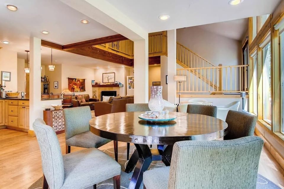 Living Room open Floor Plan Dining Table