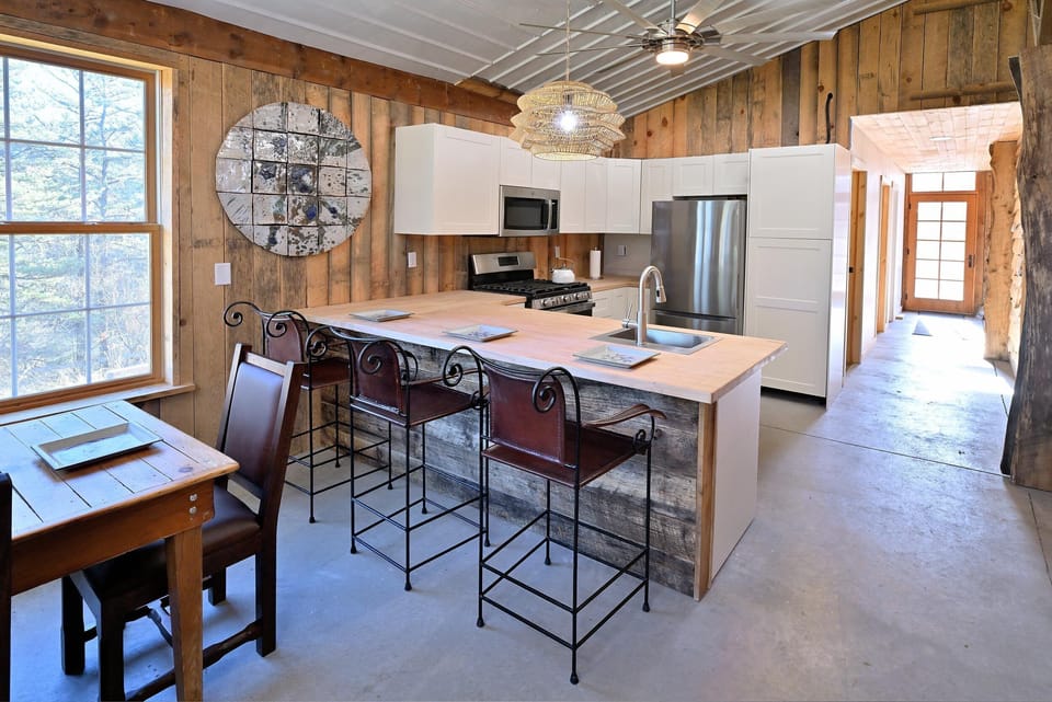 kitchen-
fully stocked for entertainment