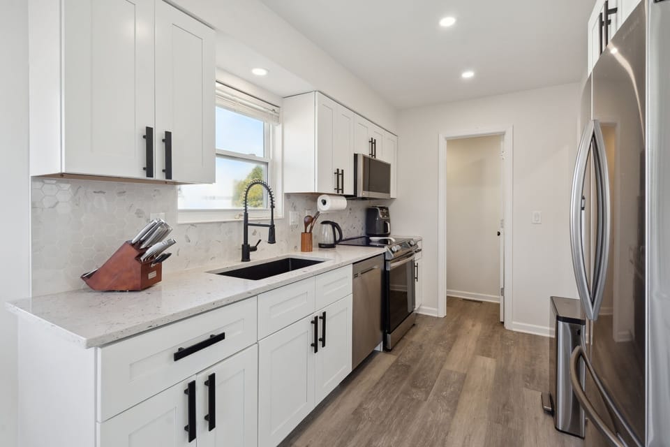 Indoors, Kitchen, Sink, Sink Faucet, Refrigerator