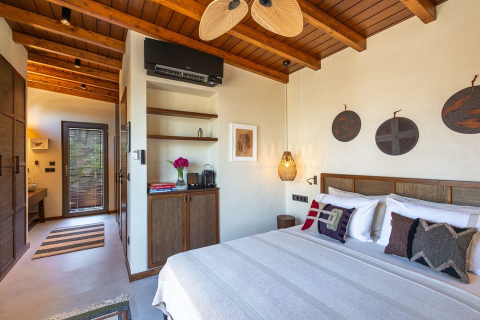 Deluxe Double Room | Premium bedding, down comforters, Select Comfort beds, free minibar
