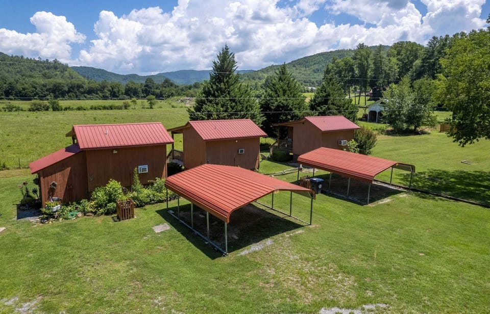 Aerial View - Dragon Rest Cabins 1, 2 and 3