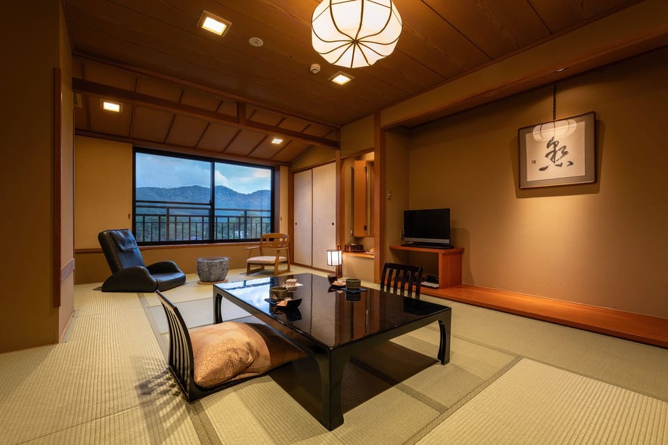 Mountain view Japanese-style room , meals in a private dining room, Non Smoking | 1 bedroom, in-room safe, WiFi (free), bed sheets