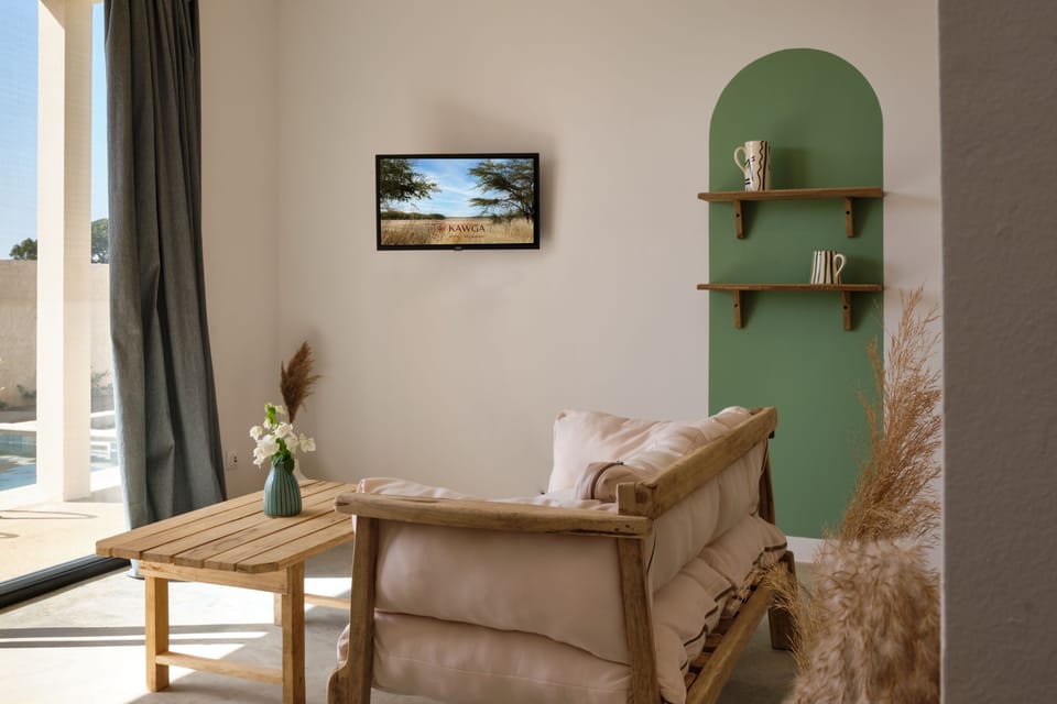 Deluxe Suite | Living area