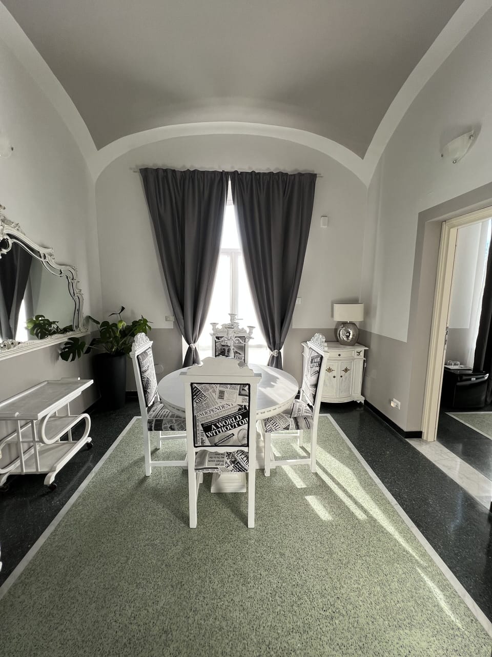 Family Suite | Living area | Flat-screen TV