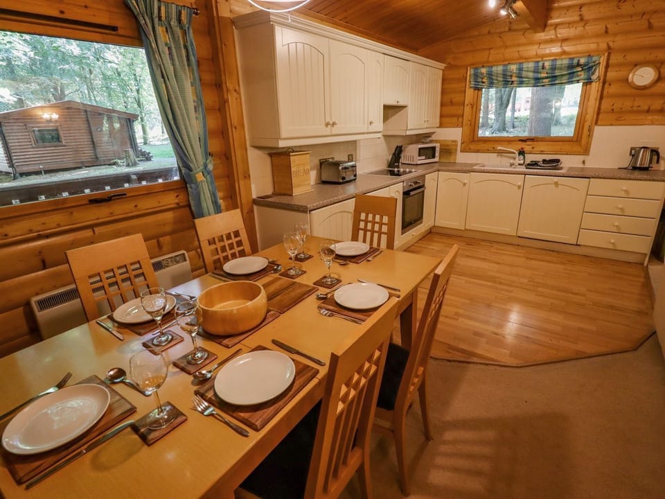 Fridge, dishwasher, electric kettle, toaster