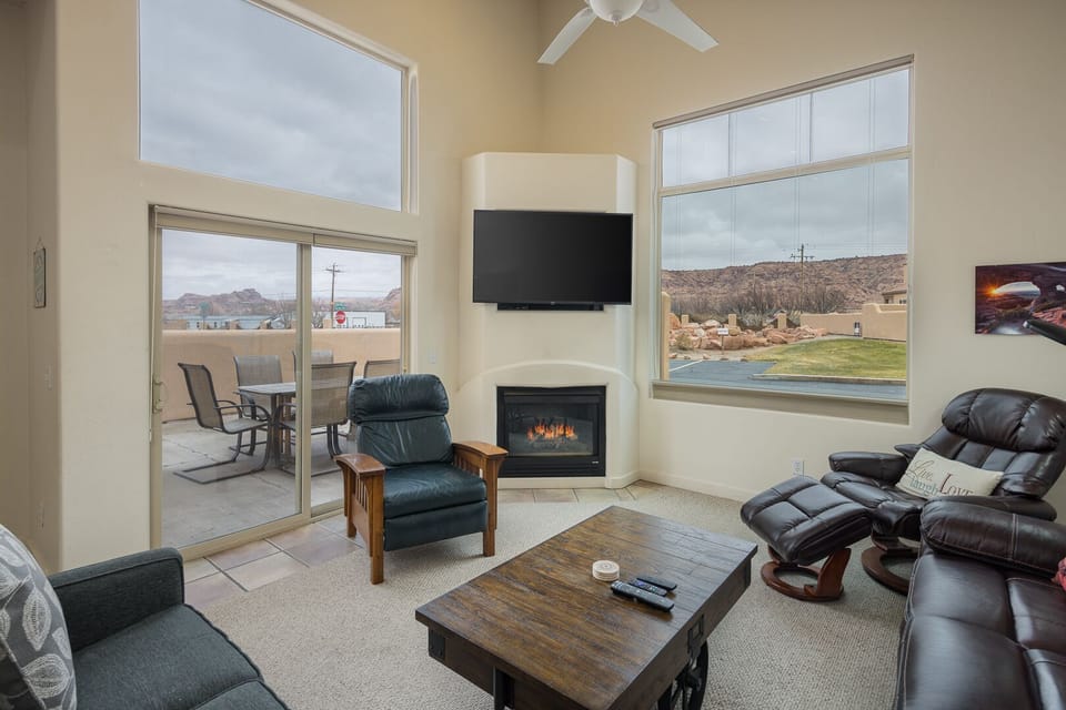 Cozy living room with gas fireplace