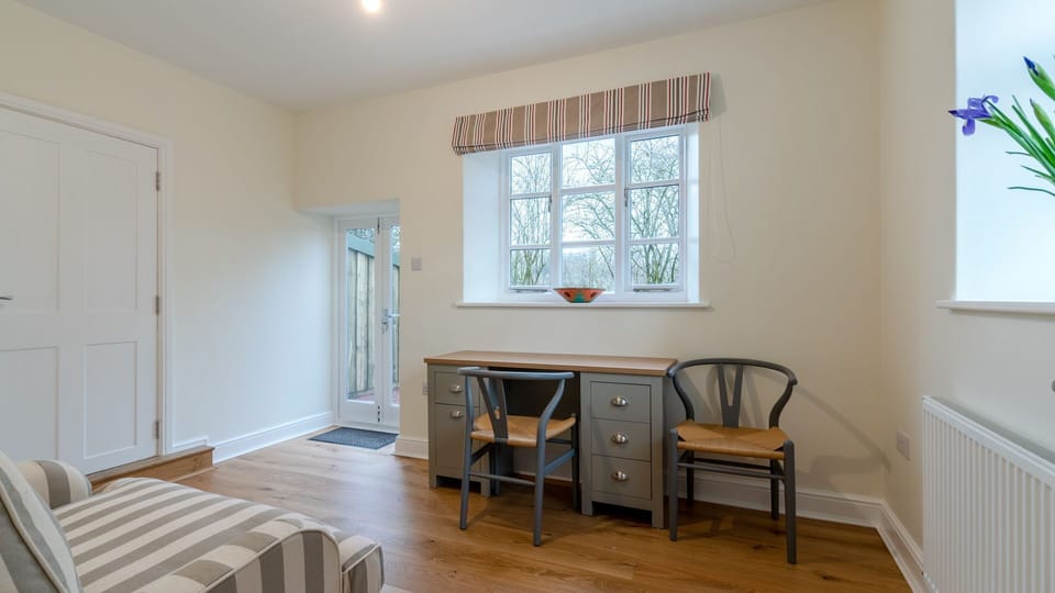 Study, Deer Park Farmhouse, Bolthole Retreats