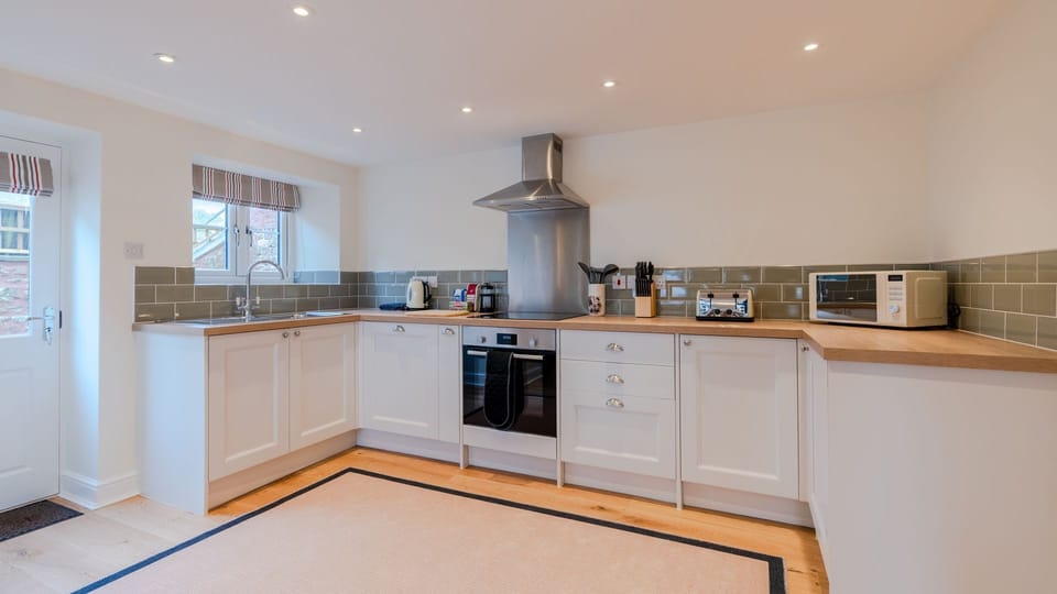 Kitchen, Deer Park Farmhouse, Bolthole Retreats