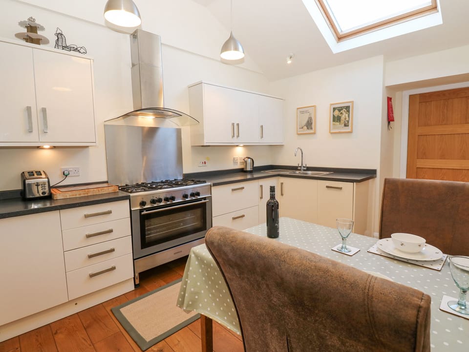 Fridge, dishwasher, electric kettle, toaster