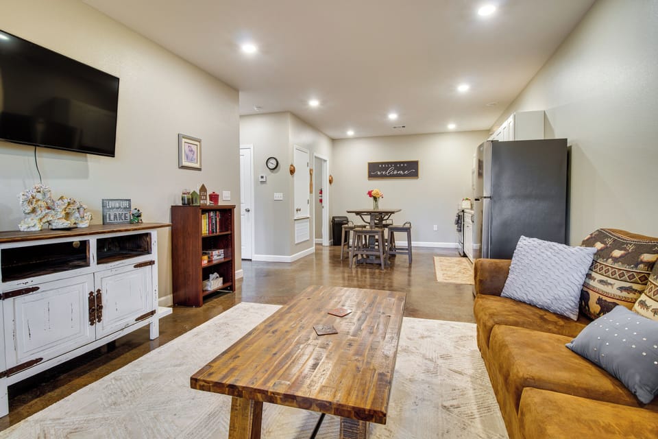 Apartment (1 Bedroom) | Interior