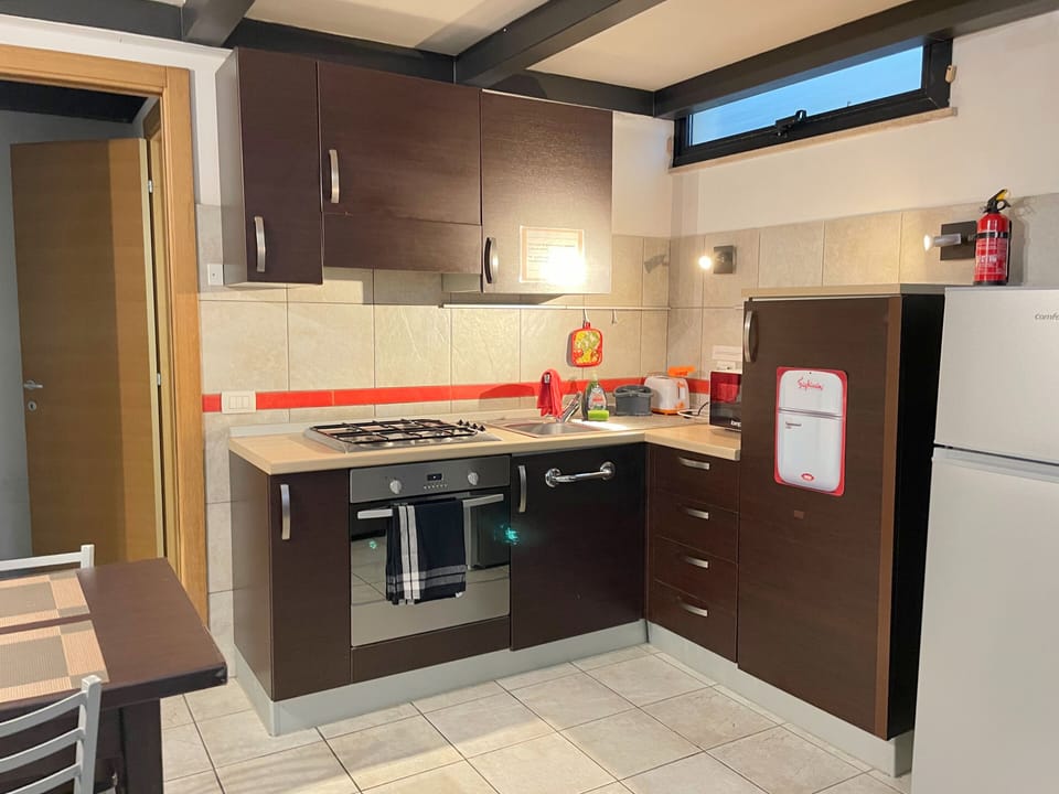 Apartment | Private kitchen | Oven, electric kettle, cookware/dishes/utensils, freezer