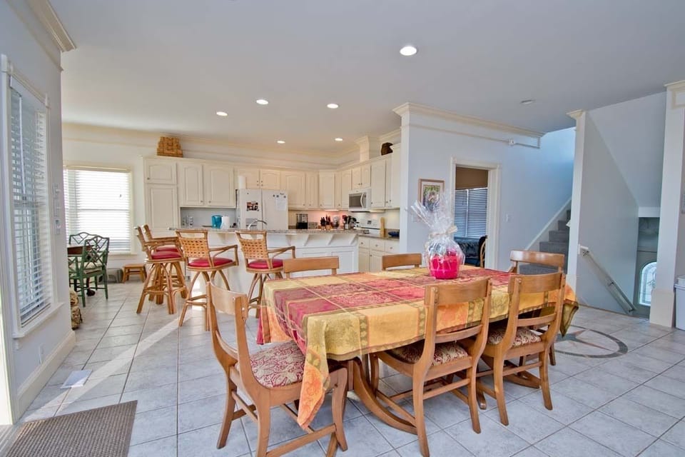 Level One Dining / Kitchen
