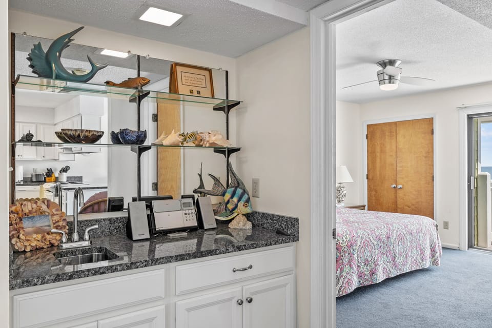 Wet Bar