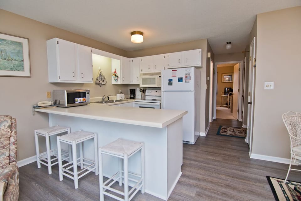 Kitchen has Bar Seating