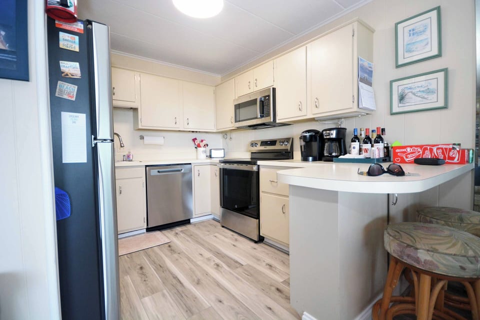 KITCHEN-AREA