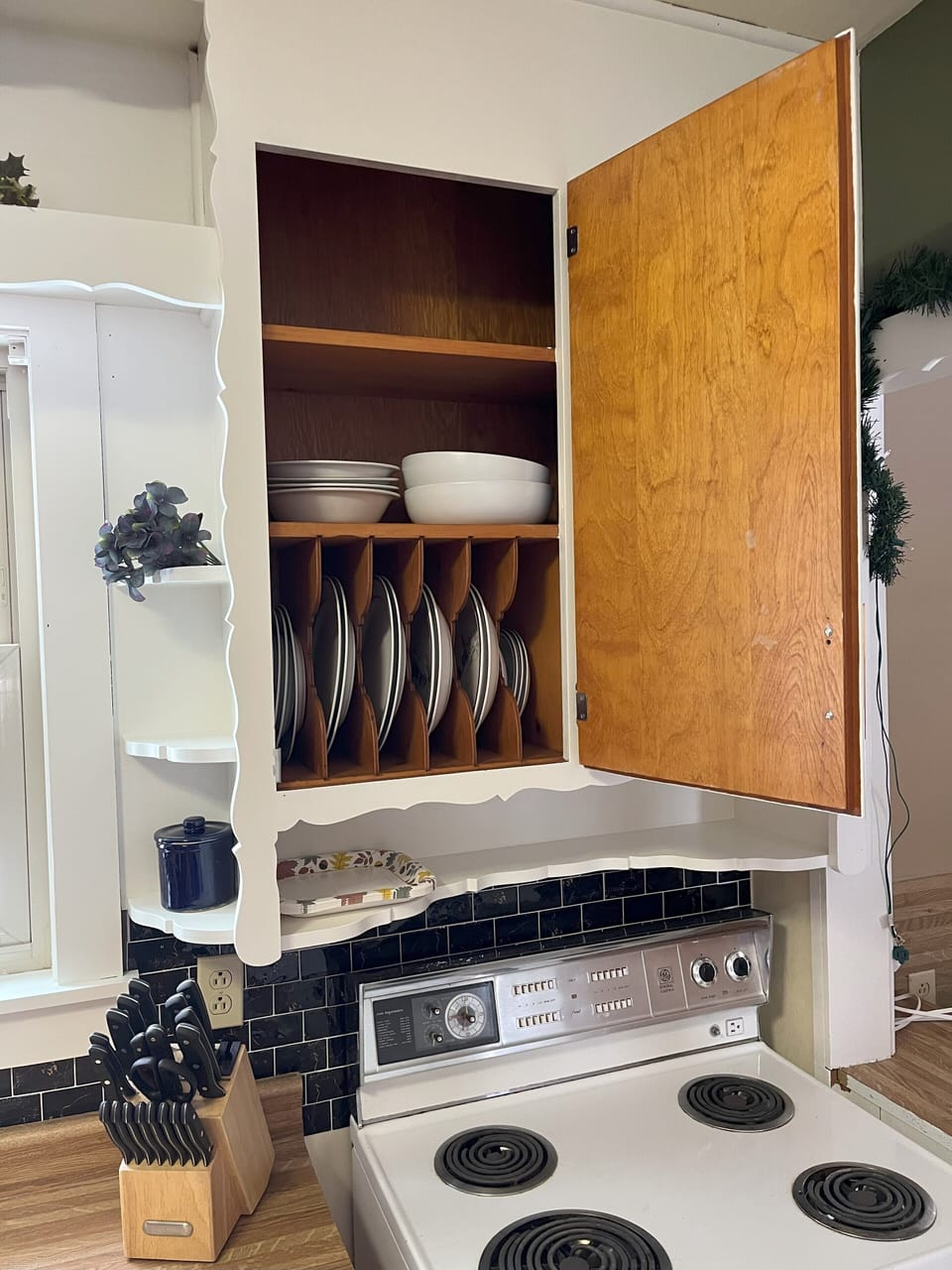 Kitchen dishes