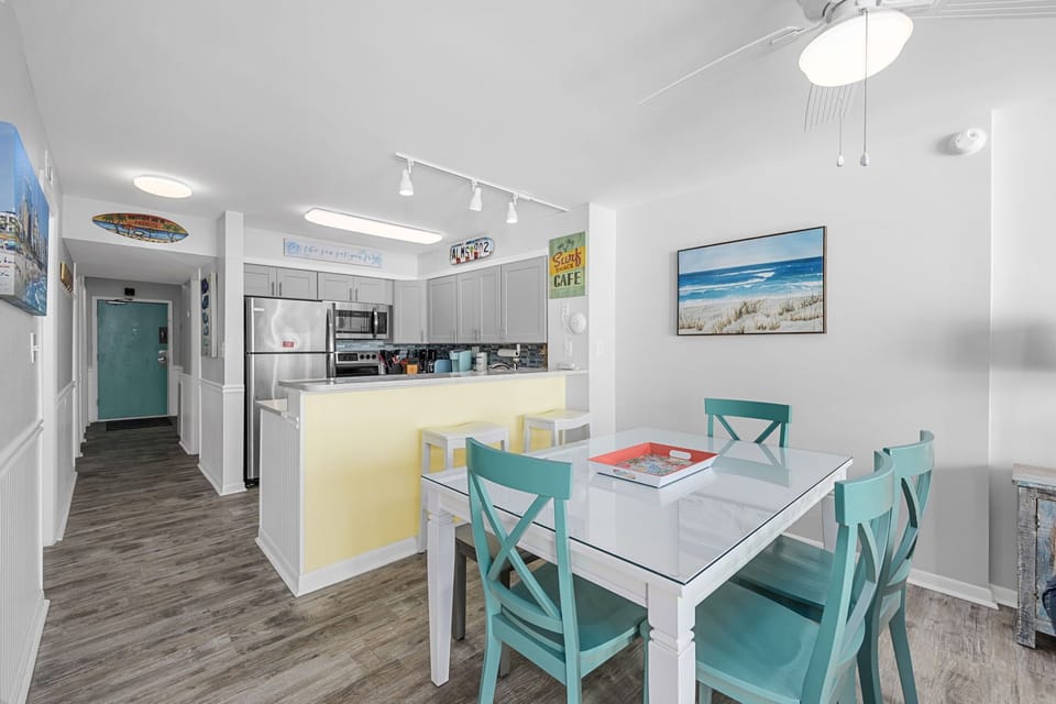 Kitchen/Dining