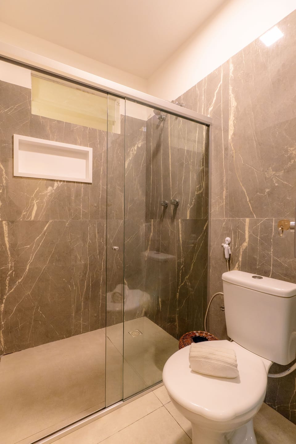 Deluxe Room | In-room safe, free WiFi