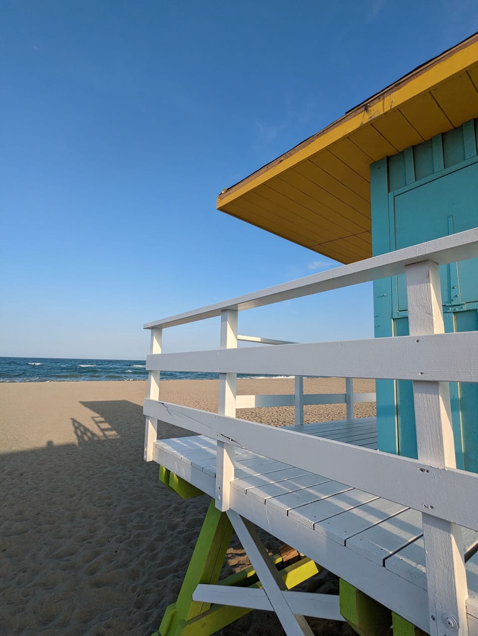 Claim your spot on the sand and let the sun do the rest — Le Barcarès beach waits for no one.